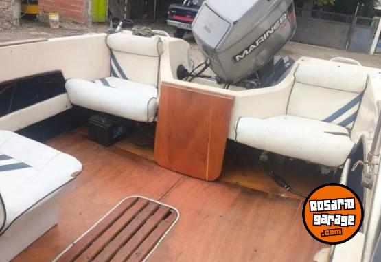 Embarcaciones - VENDO o permuto lancha deportiva canestrari. ENTREGO con BATERÍA LONA Y TRAILERS - En Venta