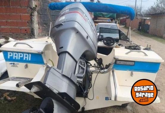 Embarcaciones - VENDO o permuto lancha deportiva canestrari. ENTREGO con BATERÍA LONA Y TRAILERS - En Venta