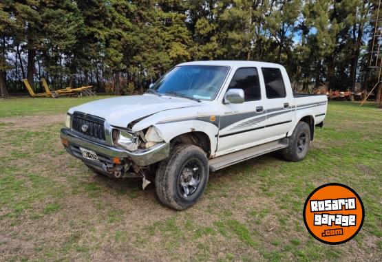 Camionetas - Toyota HILUX 2001 Diesel 400000Km - En Venta