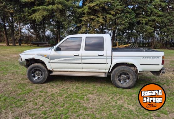 Camionetas - Toyota HILUX 2001 Diesel 400000Km - En Venta