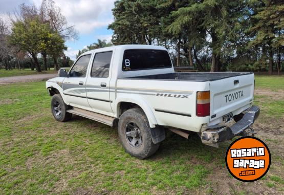 Camionetas - Toyota HILUX 2001 Diesel 400000Km - En Venta