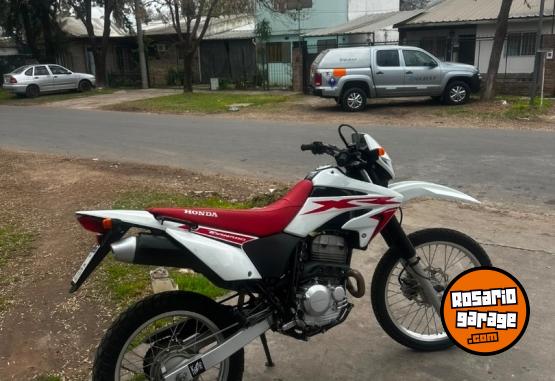 Motos - Honda Tornado 250 2020 Nafta 27000Km - En Venta