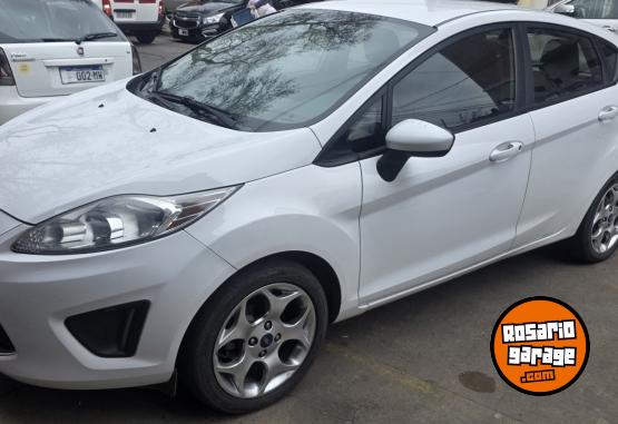 Autos - Ford Fiesta 2012 GNC 120000Km - En Venta