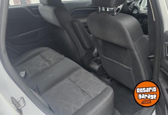 Autos - Ford Fiesta 2012 GNC 120000Km - En Venta