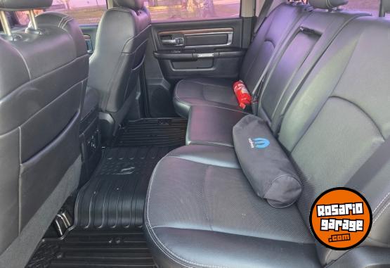Camionetas - RAM Ram laramie 2017 Nafta 120000Km - En Venta