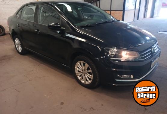 Autos - Volkswagen POLO 2018 Nafta 124000Km - En Venta