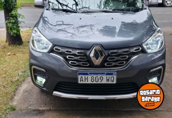 Utilitarios - Renault Kangoo Stepway 2025 GNC 10000Km - En Venta
