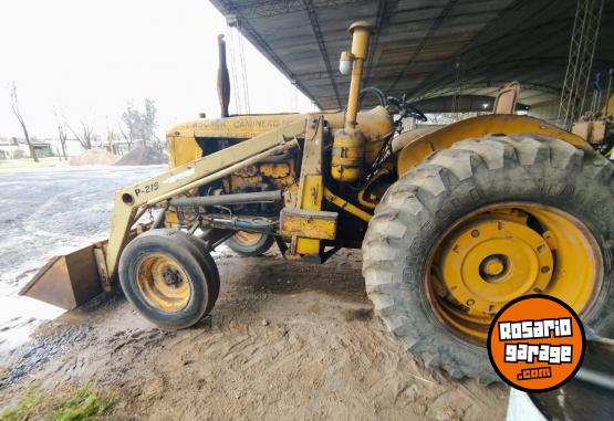 Camiones y Grúas - Fiat con pala y retro telescopica - En Venta