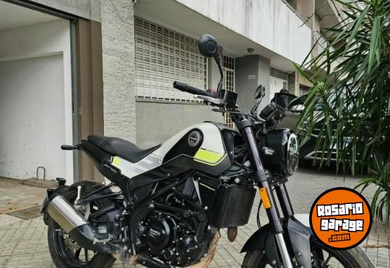 Motos - Benelli Leoncino 250 2022 Nafta 26000Km - En Venta