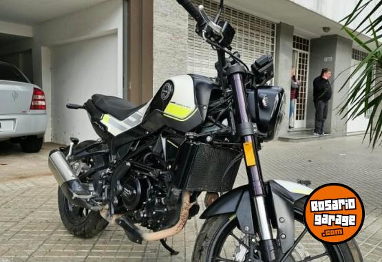 Motos - Benelli Leoncino 250 2022 Nafta 26000Km - En Venta