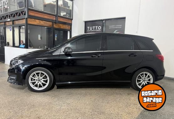 Autos - Mercedes Benz B200 city 2018 Nafta 78000Km - En Venta