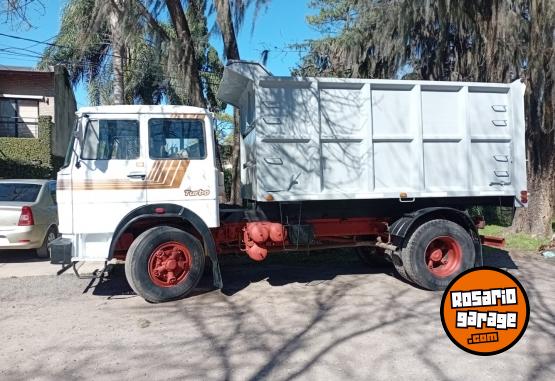 Camiones y Grúas - Fiat 150 Turbo Volcador — Caja 15m³ — Muy Buen estado. - En Venta