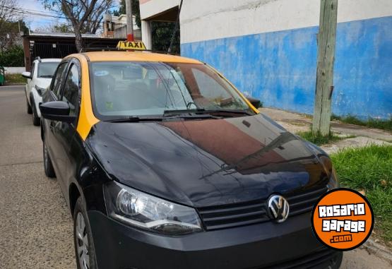 Autos - Volkswagen Voyage 2016 Nafta 369000Km - En Venta