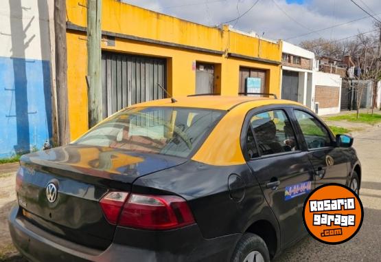 Autos - Volkswagen Voyage 2016 Nafta 369000Km - En Venta
