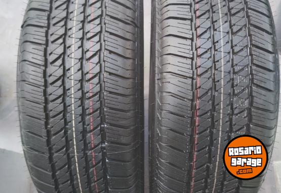 Accesorios para Autos - 265 60 18 *** 2 CUBIERTAS BRIDGESTONE DUELER HT NUEVAS. $550.000 el par. NO BAJO PRECIO - En Venta