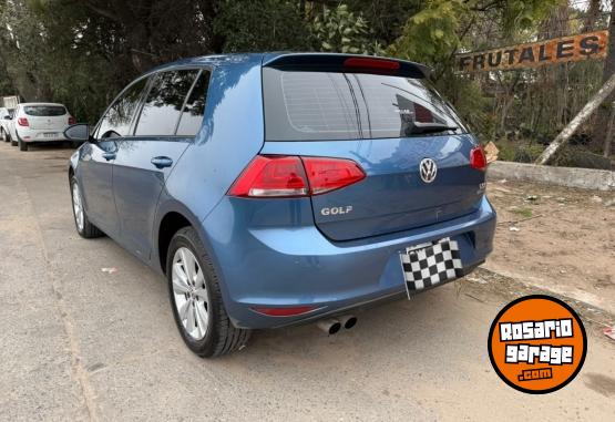 Autos - Volkswagen Golf Comfortline DSG 2015 Nafta 178700Km - En Venta