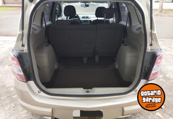 Autos - Chevrolet SPIN 2012 Nafta 90000Km - En Venta