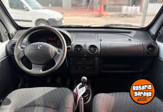 Utilitarios - Renault KANGOO GRAN CONFORT 1.6 2017 GNC 117714Km - En Venta