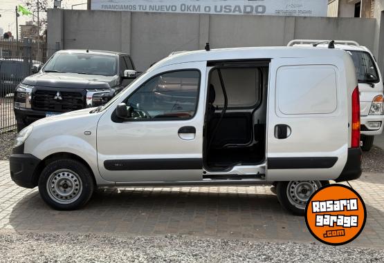Utilitarios - Renault KANGOO GRAN CONFORT 1.6 2017 GNC 117714Km - En Venta
