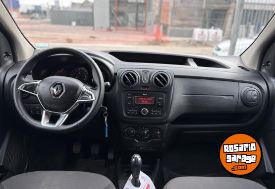 Utilitarios - Renault KANGOO EXPRES CONFORT 1.6 2021 Nafta 179220Km - En Venta