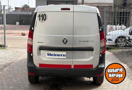 Utilitarios - Renault KANGOO EXPRES CONFORT 1.6 2021 Nafta 179220Km - En Venta