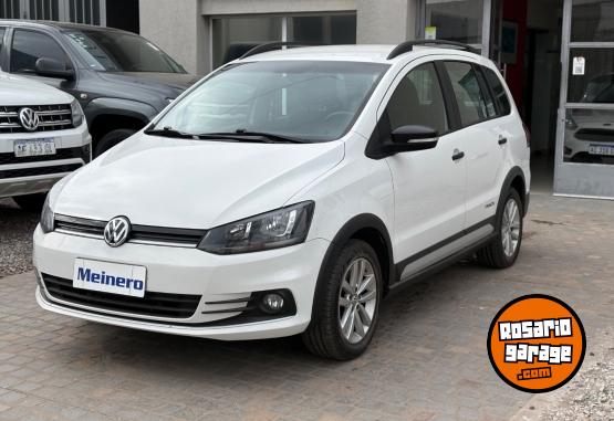 Autos - Volkswagen SURAN 1.6L 5D TRACK 350 2018 Nafta 88872Km - En Venta