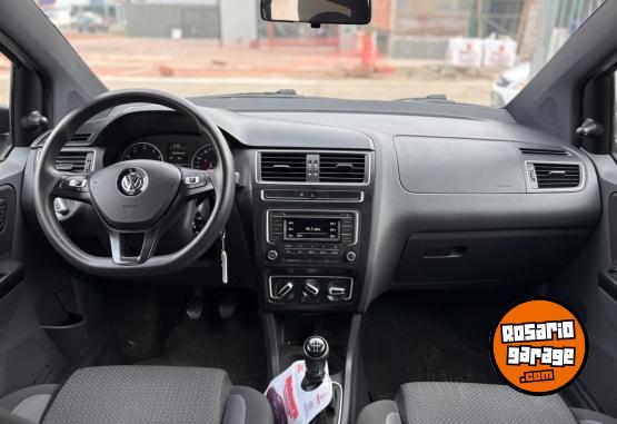Autos - Volkswagen SURAN 1.6L 5D TRACK 350 2018 Nafta 88872Km - En Venta