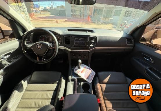 Autos - Volkswagen AMAROK HIGHLINE 4X4 2.0L 2022 Diesel 123547Km - En Venta