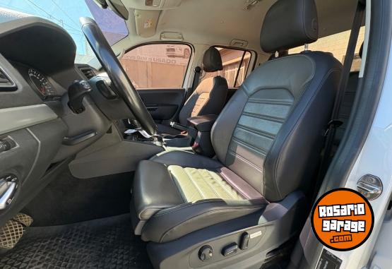 Autos - Volkswagen AMAROK HIGHLINE 4X4 2.0L 2022 Diesel 123547Km - En Venta