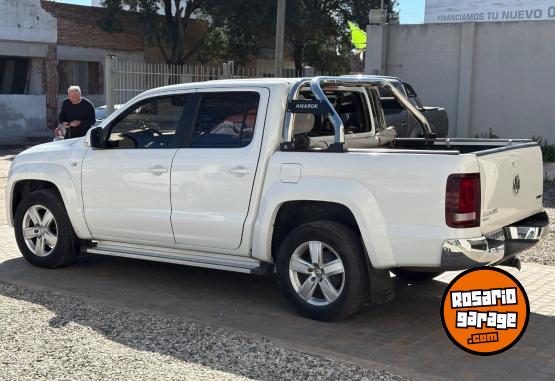 Autos - Volkswagen AMAROK HIGHLINE 4X4 2.0L 2022 Diesel 123547Km - En Venta