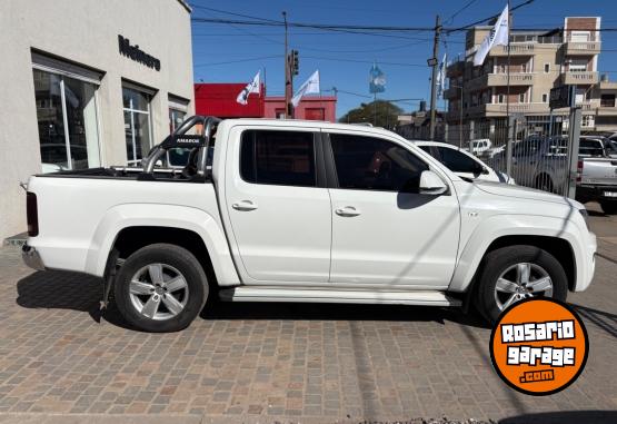 Autos - Volkswagen AMAROK HIGHLINE 4X4 2.0L 2022 Diesel 123547Km - En Venta