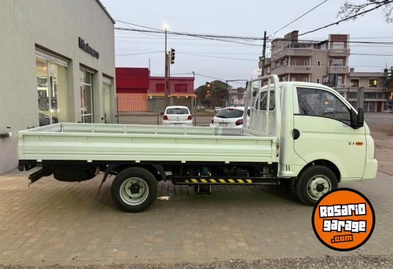 Camiones y Grúas - KAMA X1 - En Venta