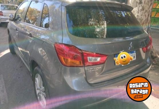 Camionetas - Mitsubishi Outlander Sport 2014 Nafta 167000Km - En Venta