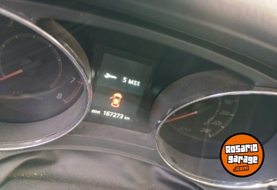 Camionetas - Mitsubishi Outlander Sport 2014 Nafta 167000Km - En Venta