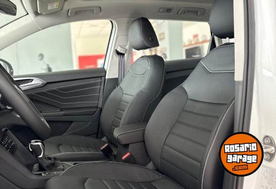 Autos - Volkswagen TAOS HIGHLINE BITONO 2026 Nafta 0Km - En Venta