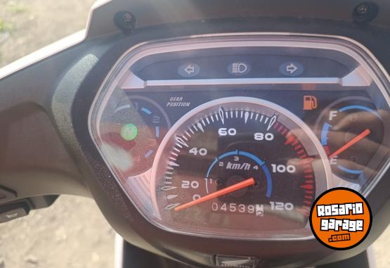 Motos - Honda Wave full 2023 Nafta 4500Km - En Venta