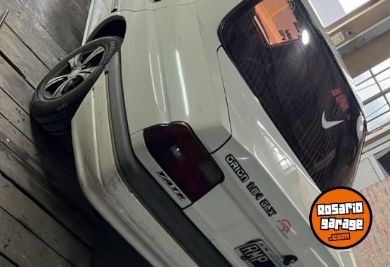 Autos - Ford ORION 1.8 GLX 1995 Nafta 120000Km - En Venta