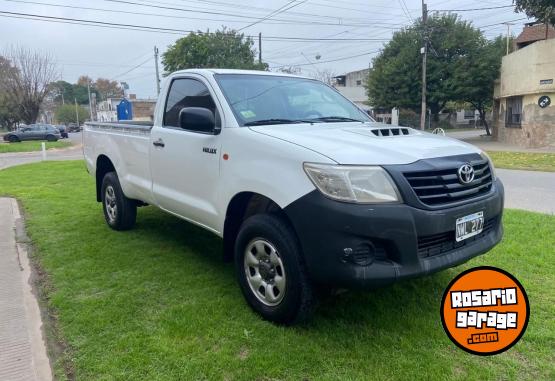 Camionetas - Toyota Hilux cabina simple 2.5 2014 Diesel 208000Km - En Venta