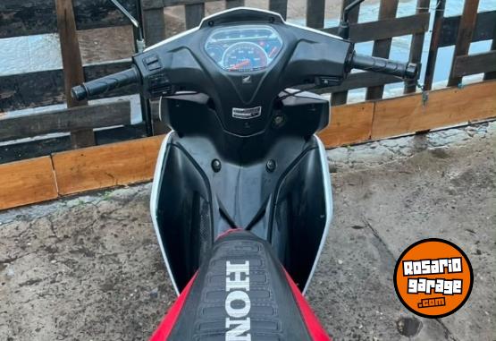 Motos - Honda Wave 150 2021 Nafta 40000Km - En Venta