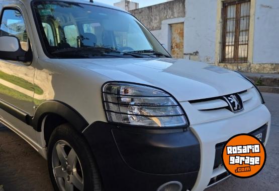 Utilitarios - Peugeot Partner Patagónica VTC Pl 2015 GNC 131000Km - En Venta