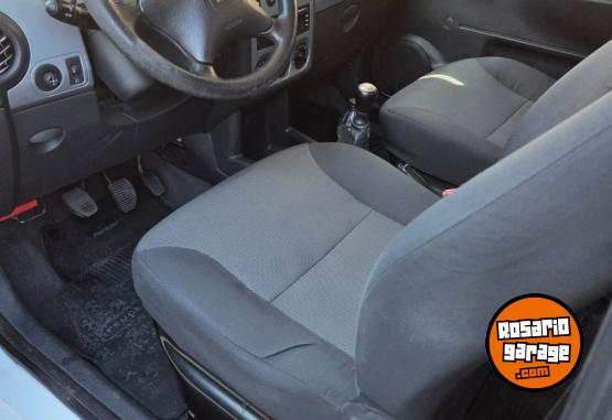 Utilitarios - Peugeot Partner Patagónica VTC Pl 2015 GNC 131000Km - En Venta