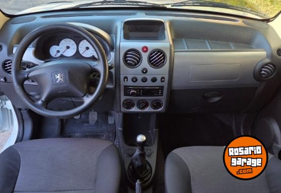 Utilitarios - Peugeot Partner Patagónica VTC Pl 2015 GNC 131000Km - En Venta