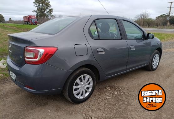 Autos - Renault Logan 2016 GNC 140Km - En Venta