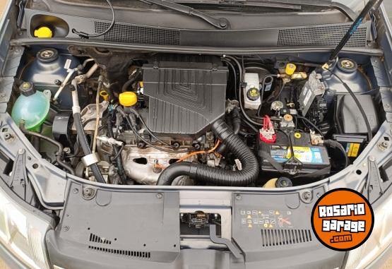 Autos - Renault Logan 2016 GNC 140Km - En Venta