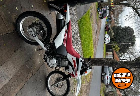 Motos - Honda Tornado 250 2020 Nafta 27000Km - En Venta