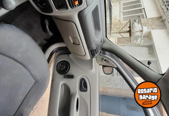 Autos - Renault Renault Clio Authentique 2005 Nafta 230000Km - En Venta