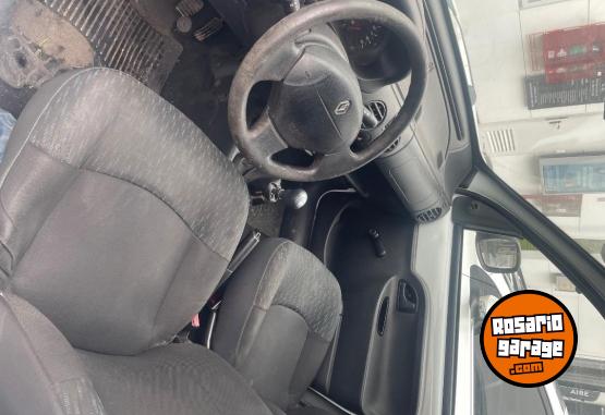 Utilitarios - Renault RENAULT KANGOO GNC 1.6 2015 GNC 190000Km - En Venta