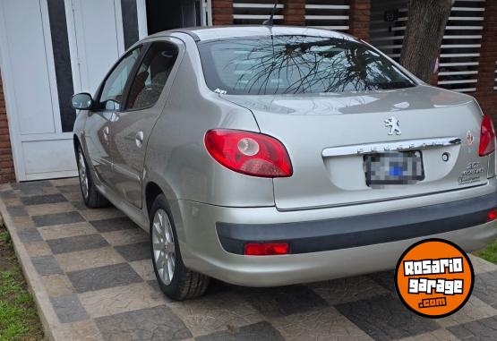Autos - Peugeot 2010 2010 Nafta 115000Km - En Venta