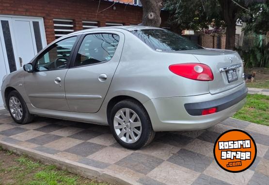 Autos - Peugeot 2010 2010 Nafta 115000Km - En Venta
