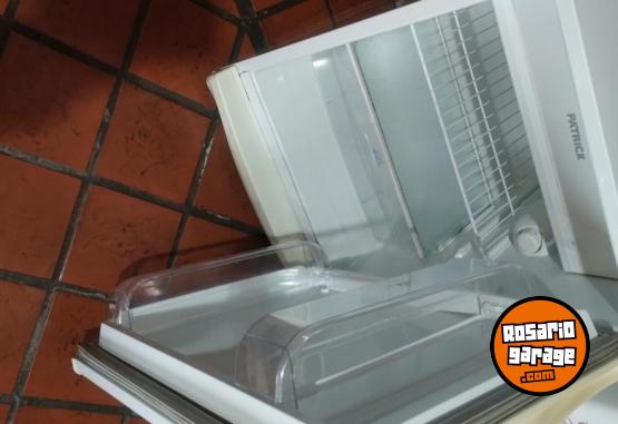 Hogar - Heladera bajo mesada Patrick ! - En Venta